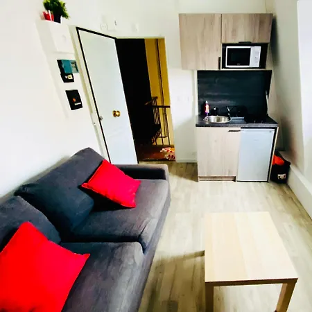 Superbe Centre Bord Bassin De La